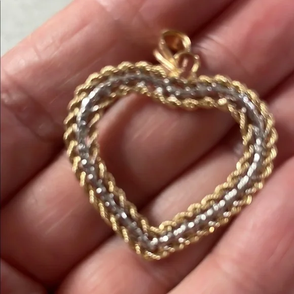 14 k gold vintage large heart pendant - Picture 4 of 4